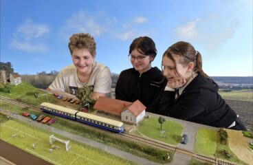 Großer Bahnhof für kleine Züge